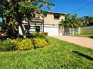 2072 W Vina Del Mar Blvd, Saint Pete Beach, FL 33706