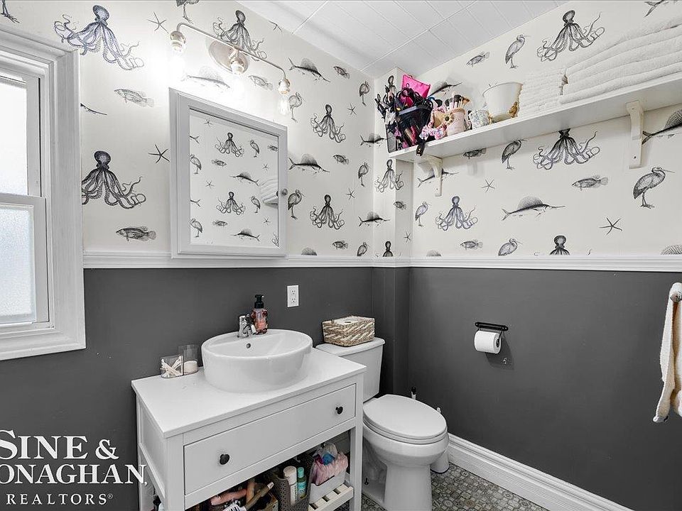 447 Ruskin Dr, photo 17