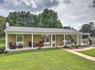 212 Fairwood Dr, Bristol, TN 37620