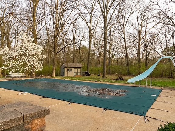 Pool 37x10