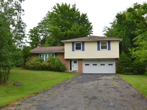 432 Hartz Ave, Meadville, PA 16335