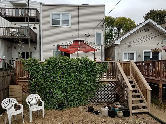 3rd image of 3612 S Emerald Ave
