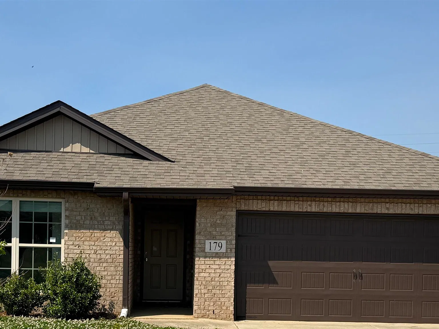 3 bed, 2.0 bath, 1553 sqft, $1,875 — Photo 2