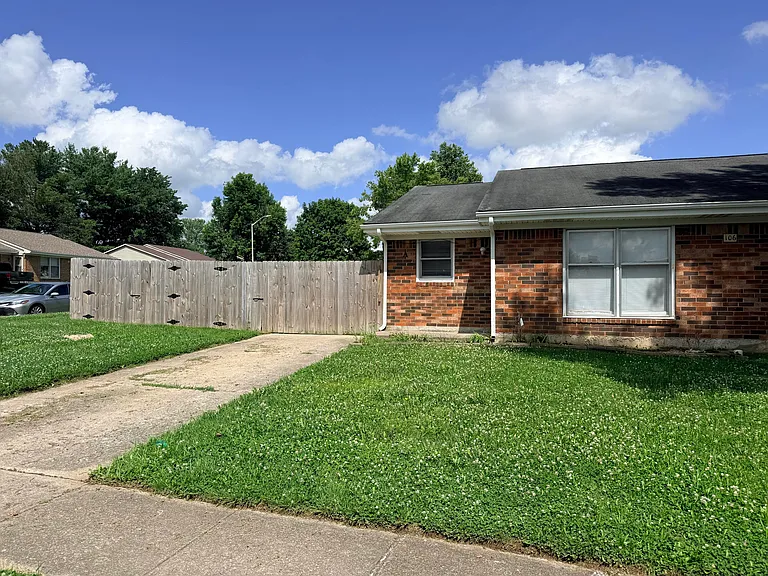 106 Potomac Ct #A — Photo 3
