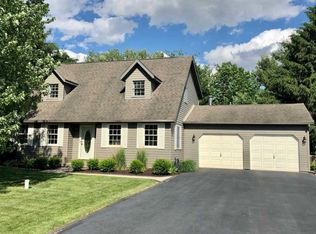 5004 Sunny Ln, Valparaiso, IN 46383