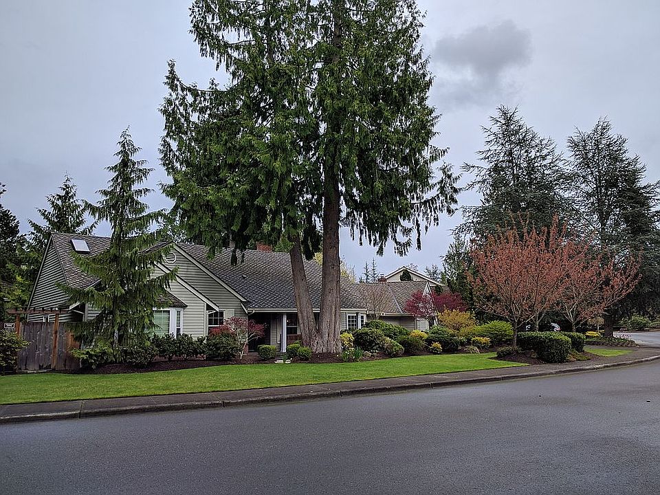 1st image of 20036 NE 39th St