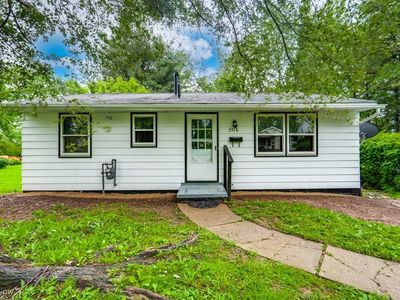 2318 3rd St SE, Canton, OH, 44707