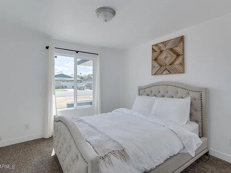 1424 E Broadmor Dr — Photo 19