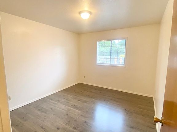 3rd image of 1640 S Bethesda Way