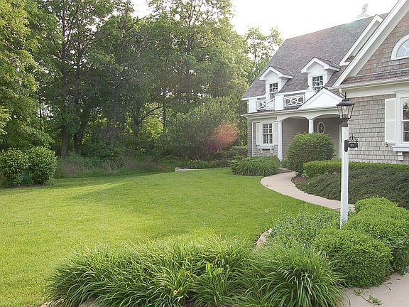 3rd image of 7071 Lauren Ct