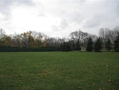 2nd image of 3195 Scioto Estates Ct