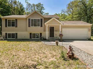 23555 Almy Rd, Howard City, MI 49329