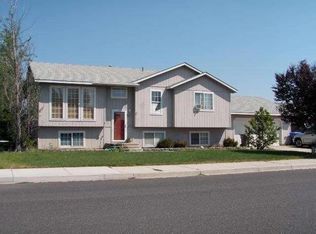 421 E Ballard Rd, Colbert, WA 99005