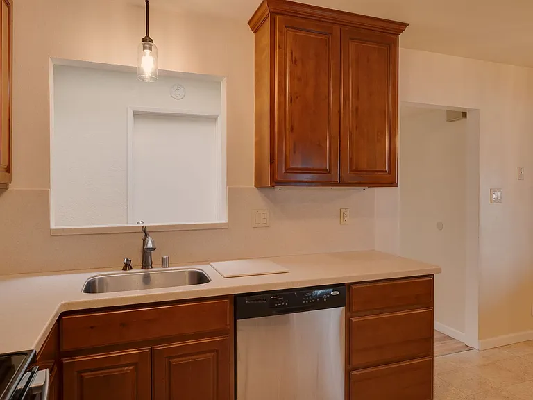 5113 Sitton Way — Photo 15