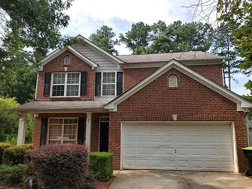 1031 Maple Leaf Dr Photo 1