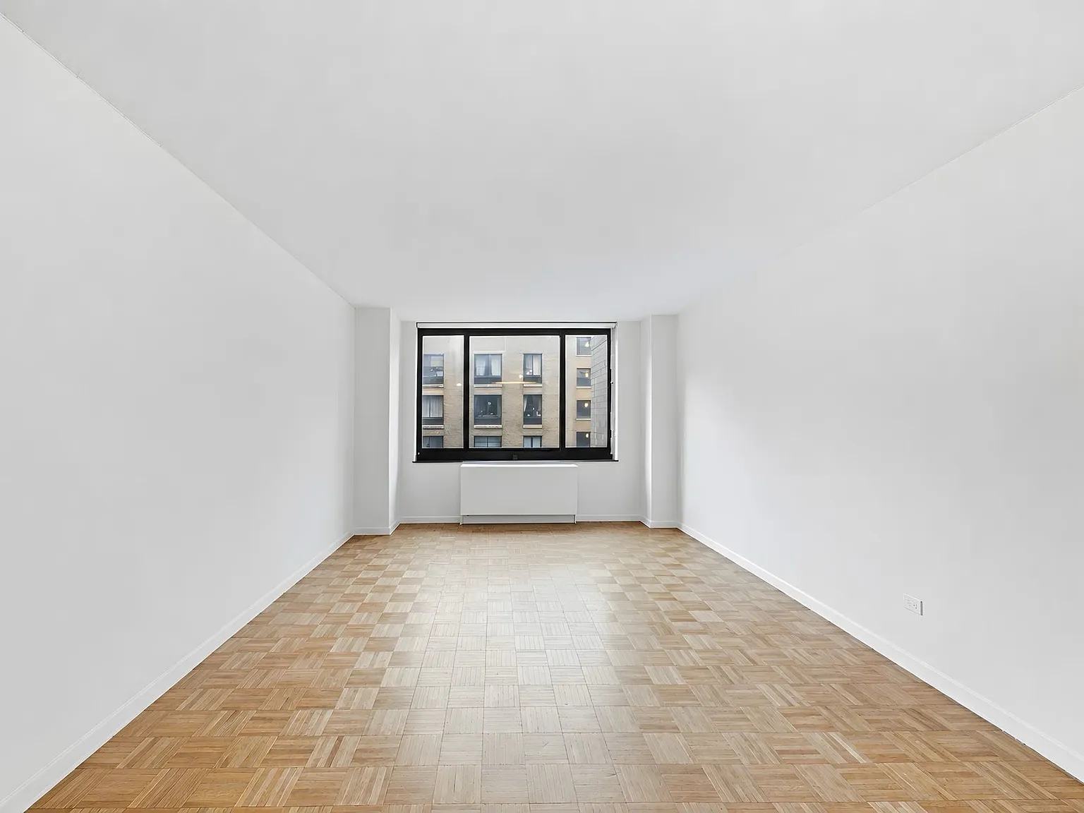 200 Rector Place — Photo 2