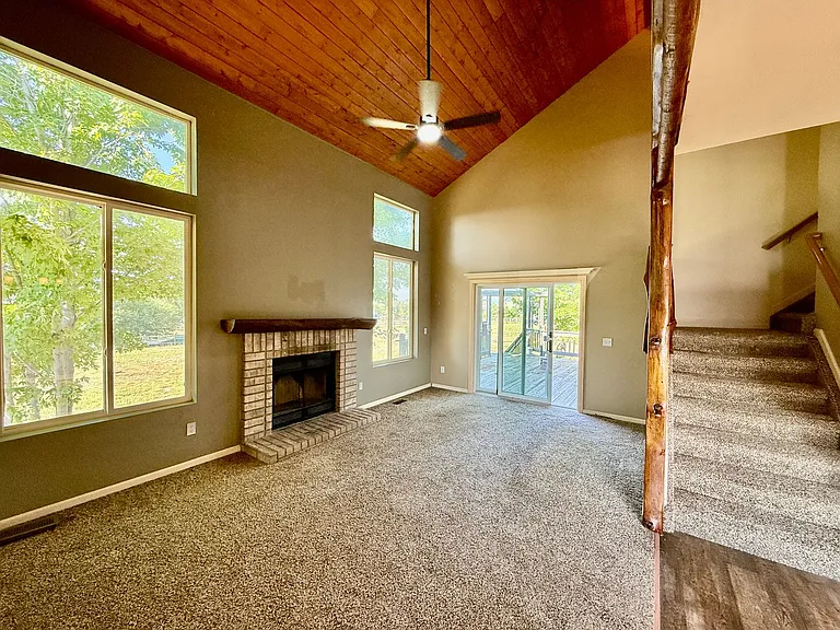 8306 Tibbs Rd — Photo 7