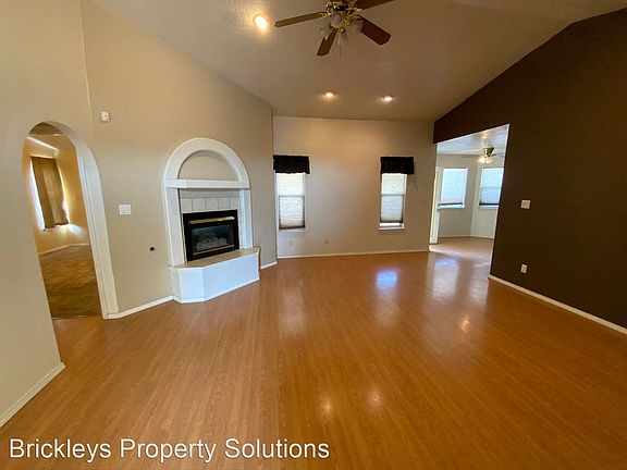 3rd image of 1405 Desert Bloom Ct NW