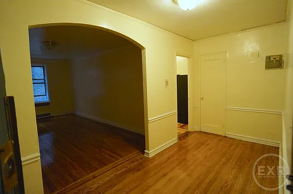 Rented by EXR | media 18