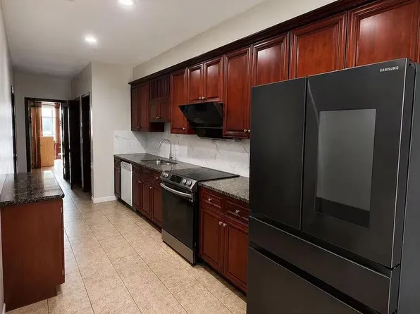 211 N Camac St #4C, Philadelphia, PA 19107
