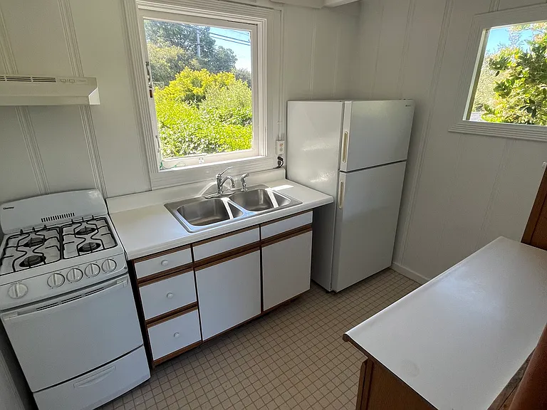 24776 Cabrillo St #2 — Photo 7