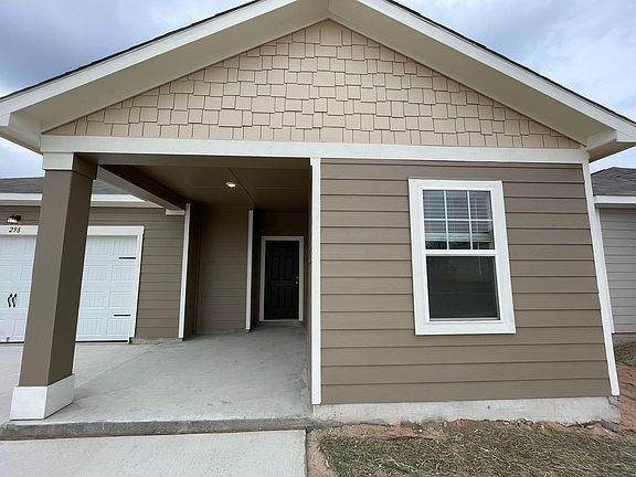 2nd image of 298 Wren Ln