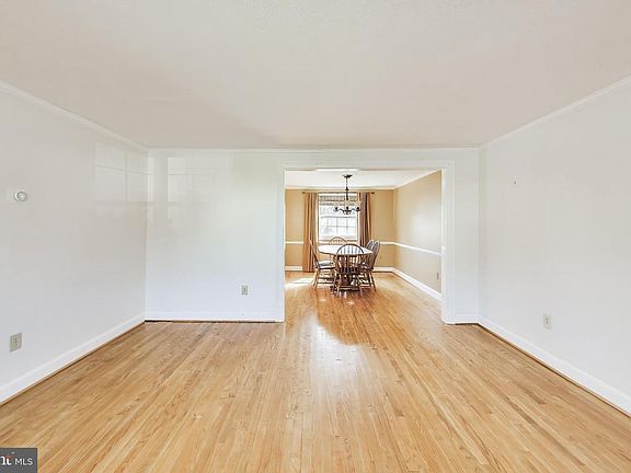 4th image of 4408 Morningwood Dr
