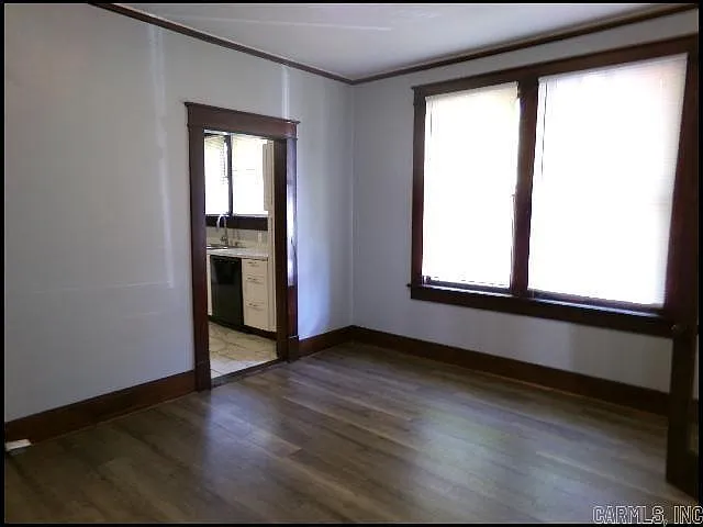 2100 Valmar St — Photo 14