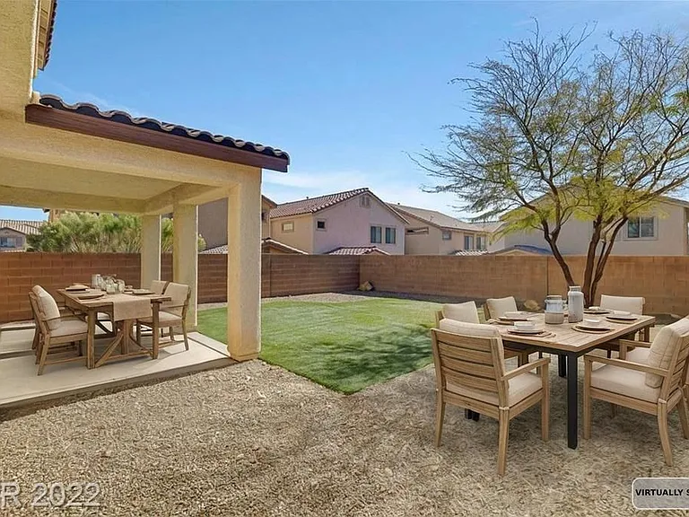 9737 Villa Cache Ct — Photo 7