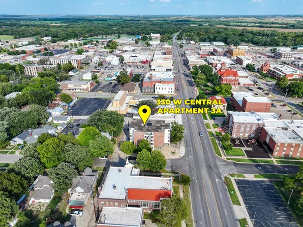 330 W Central Ave APT 3A, El Dorado, KS 67042