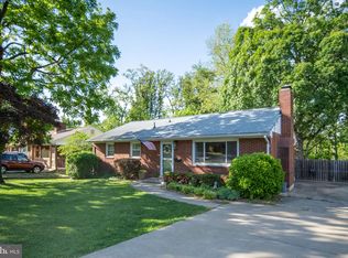 6714 Ruskin St, Springfield, VA 22150