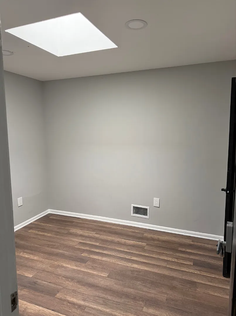 3325 East Monument Street — Photo 3