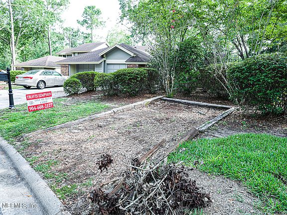 2nd image of 588 Pine Forest Trl