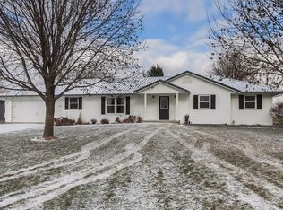 109 Piatt St, Clarence, IA 52216
