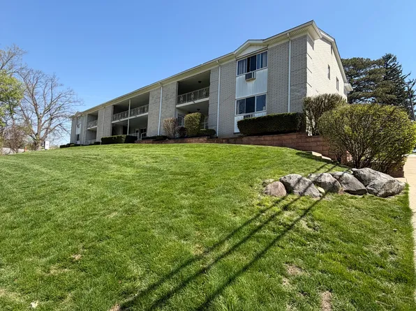 475 E Summit St APT 4, Milford, MI 48381