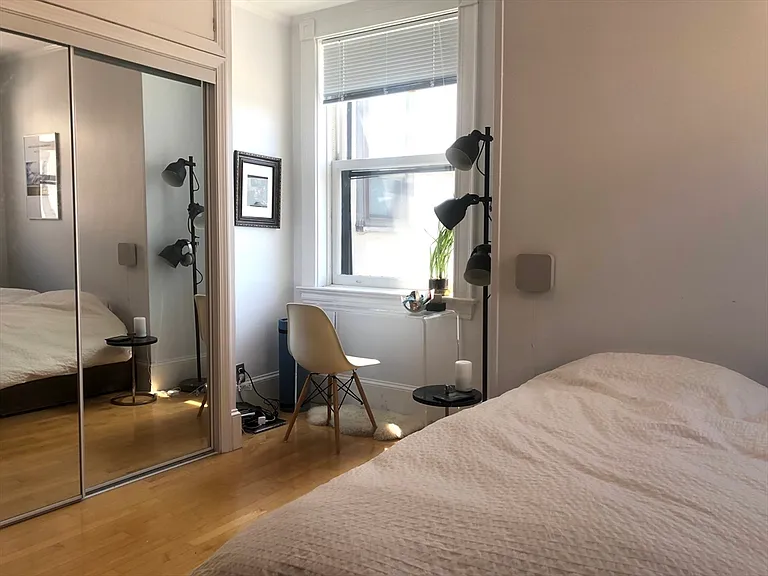 21 Beacon St #11D — Photo 4