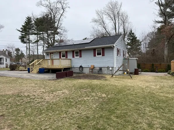 47 Summit Rd, Holbrook, MA 02343