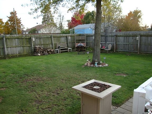 5th image of 608 Willowood Dr