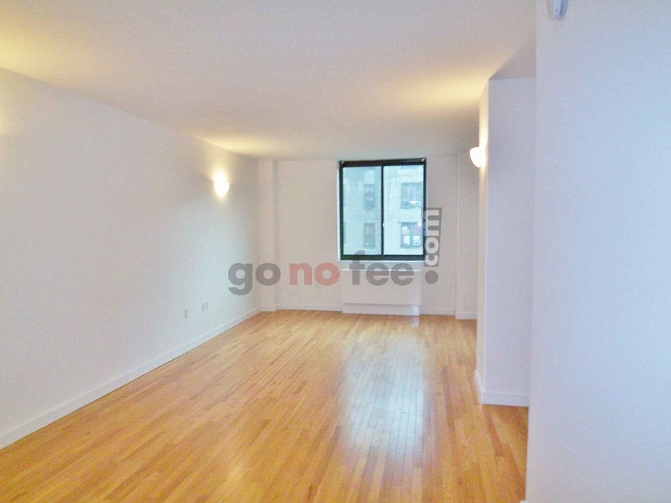 1st image of 1465 5th Ave APT 5C