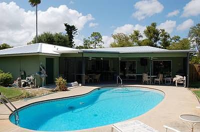 2nd image of 3630 Sherwood Blvd