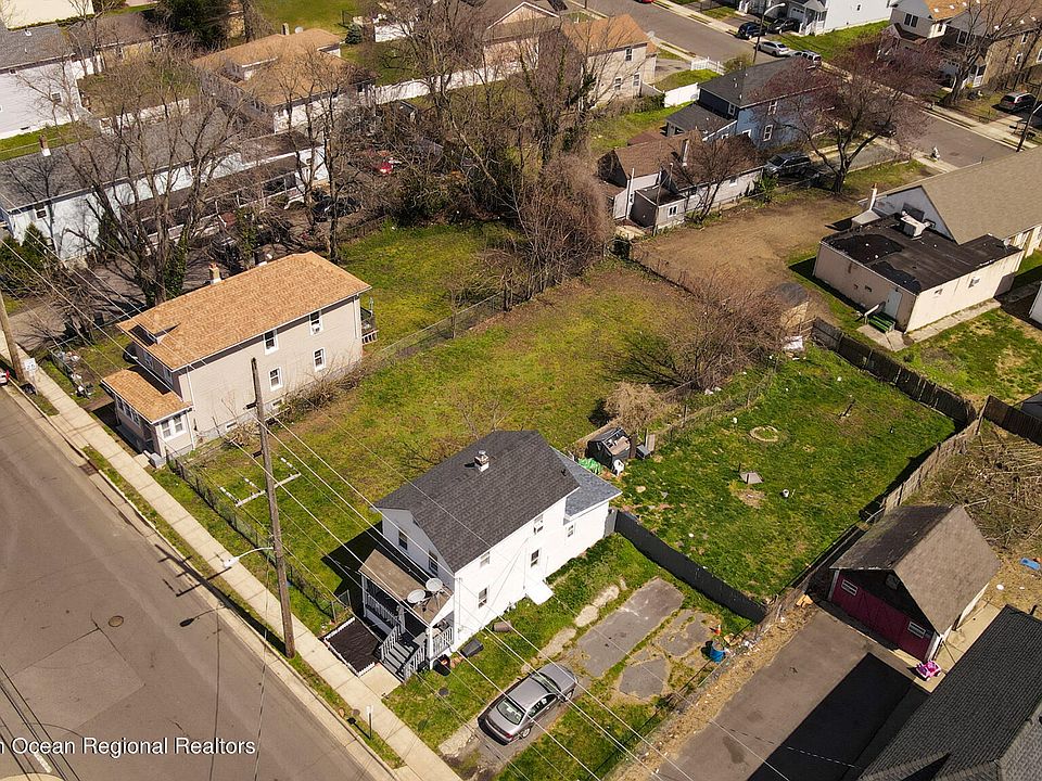2nd image of 38 Ridge Avenue