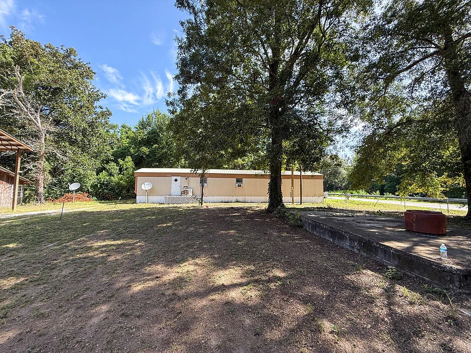 1st image of 4253 3rd Ave