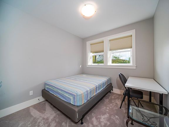 3rd image of 4381 Puget Dr