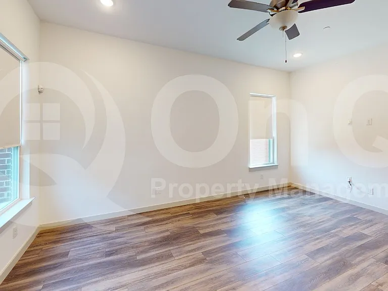 7416 Atlas Dr — Photo 16