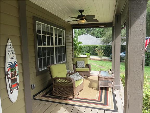 4th image of 16418 Lakeshore Dr