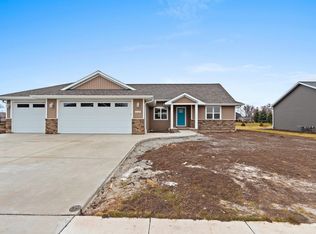 2164 Fox Point Ct, De Pere, WI 54115