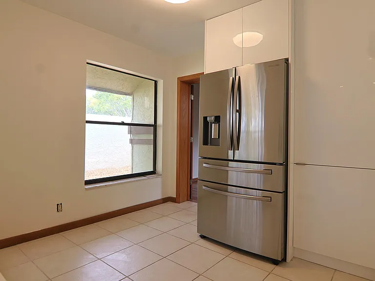 620 Hastings St — Photo 7