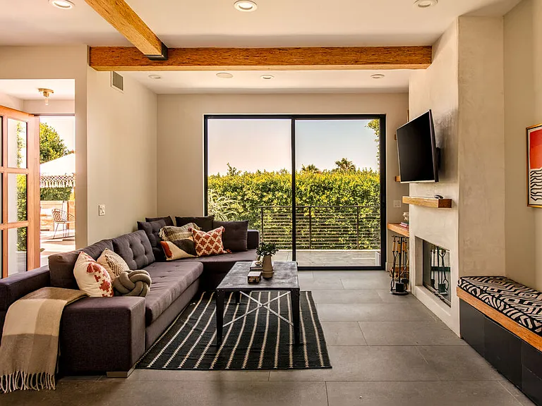 3606 Berry Dr — Photo 7