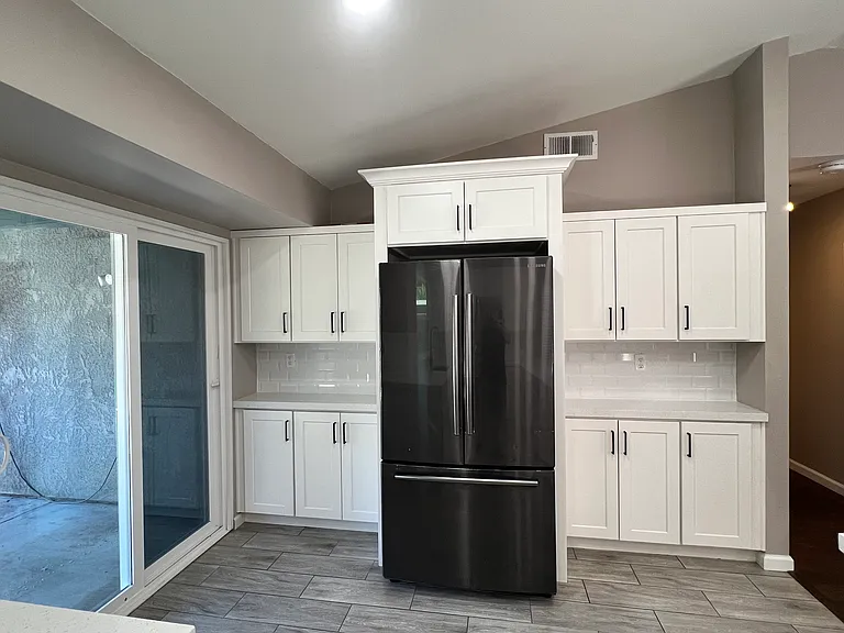3901 Starwood Ln — Photo 4