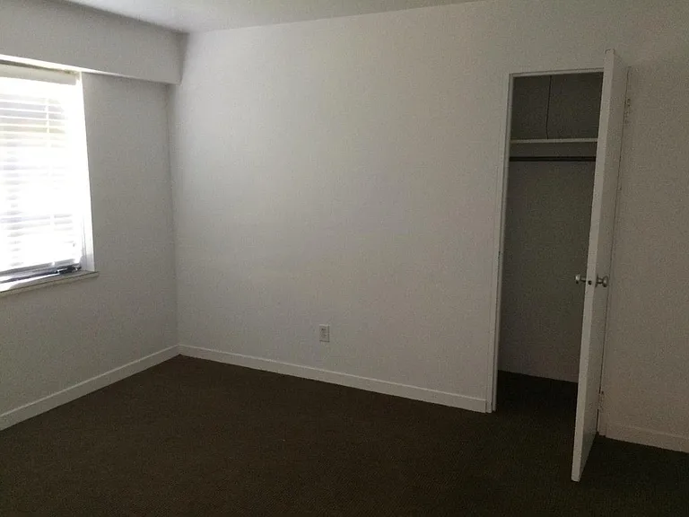 3603 Kavanaugh Blvd #A11 — Photo 4